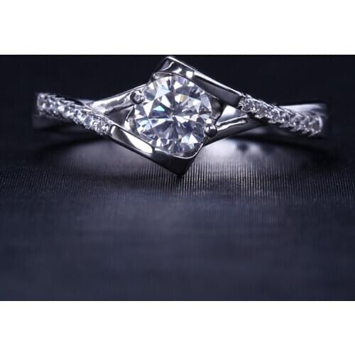 Angel Kiss Diamond Ring, Moissanite Ring, 0.5,1 Carat Moissanite Ring, S925 Sterling Silver Moissanite Ring, Engagement Ring