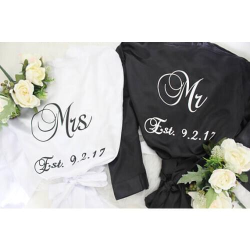 Personalized Mr and Mrs pajamas Robe, Satin robe, His and Her Robe, Mens kimono, honeymoon lingerie custom robes
