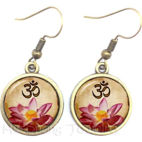 2018 OM Earrings Mandala Photo Art Glass Cabochon Drop Earrings Sacred Geometry Yoga Om Lotus New Fashion Jewelry