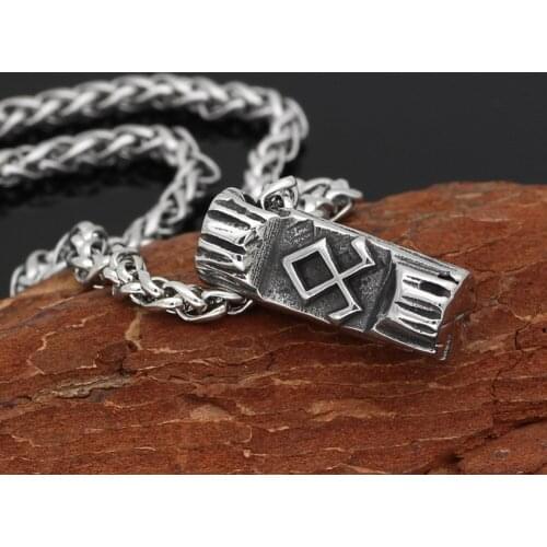 Second quality rune ring