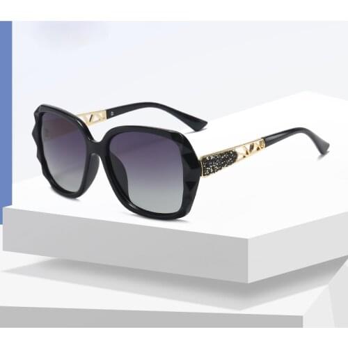 New Fashion Polarizing Sunglasses, Womens Diamond Set Anti Ultraviolet Sunglasses Manufacturers Wholesale Sunglasses
