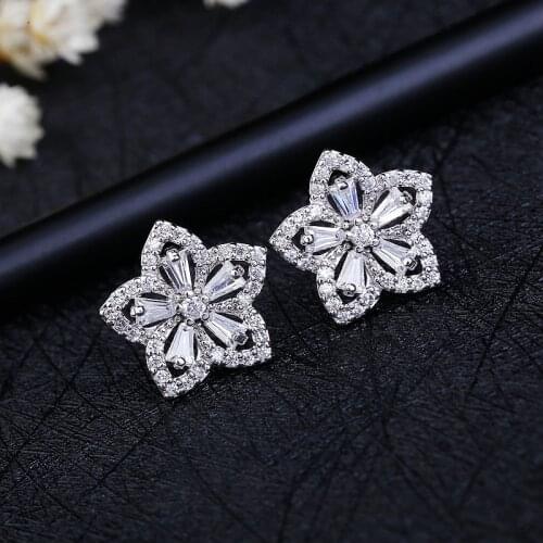 SIPENGJEL Brilliant Crystal Five-pointed Star Earrings Exquisite simple FLOWER SHAPE Earrings For Women Statement Jewelry