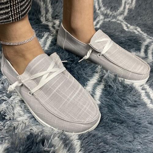 2021 Women Sneakers Canvas Shoes Solid Leopard Breathable Casual Sneakers Woman Flats Spring Lace Up Round Toe Women Flat Shoes