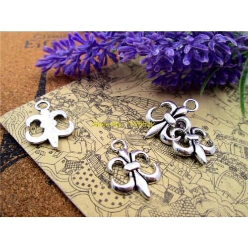 15pcs Iris Charms, Antique Tibetan silver Flower De Luce Charm pendants 24x17mm
