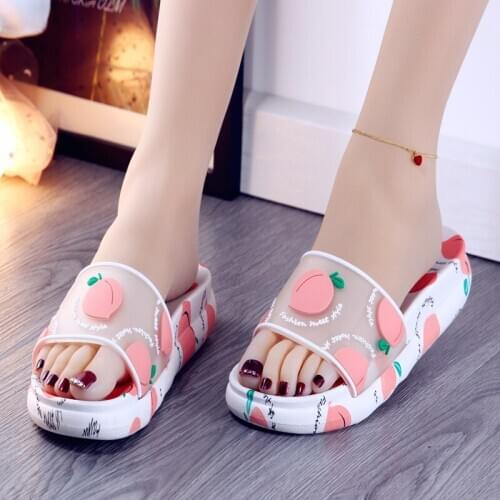 Shoes Woman 2020 Womans Slippers Low Shale Female Beach Luxury Slides New Flat Sabot Summer Designer PU Rome Fashion Rubber