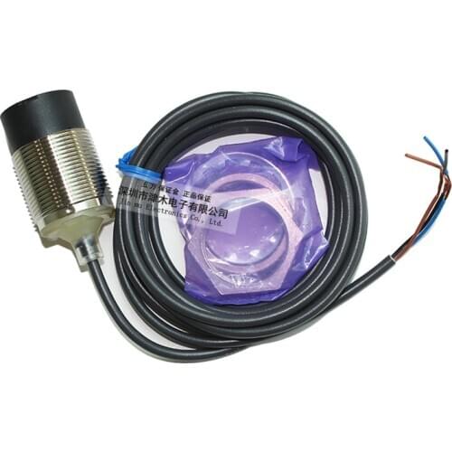 M30 proximity switch E2B-M30KN20-WZ-C1 NPN DC three-wire 24V 6months warranty