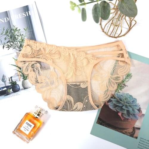 Nordic style ladies panties French seamless lace elastic thin belt hollow lace wrap hip breathable comfortable fashion panties