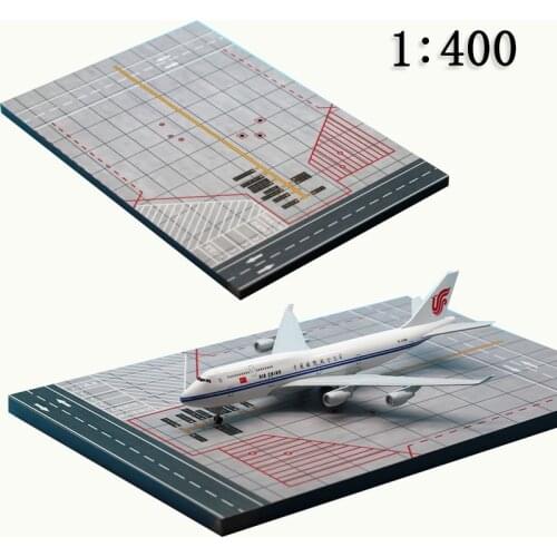 1/400 Scale Airport Passenger Aircraft Runway Model Parking Apron Pad for Airliner Plane Model Aircraft Scene Display