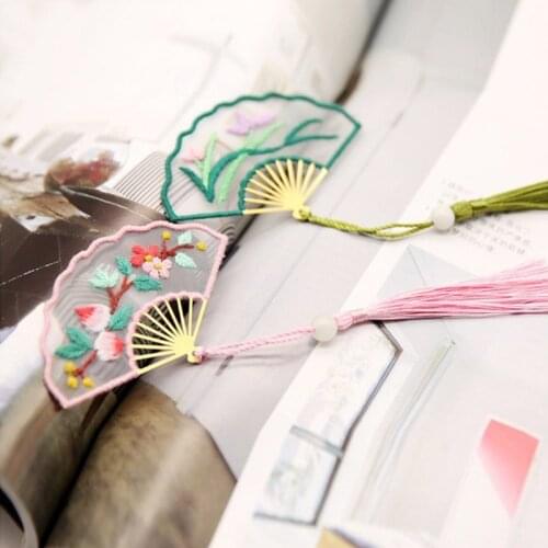 DIY Embroidery Bookmark Tassel Fan Material Package Embroidery Starter Kit With Flowers Plant Pattern Color Threads Home Decor L
