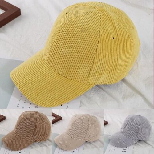 Vintage Hats for Winter in Street Style Solid Color with Multiple Color Options Wide Curved Brim Cap Unisex Women Men