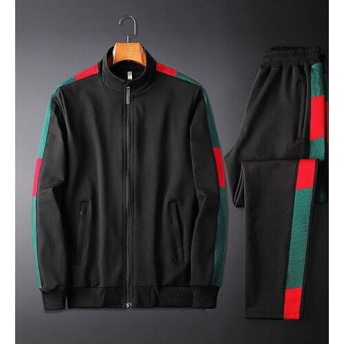 Zomer Sportkleding Trainingspak Mannen Elastische2021 Taille Nieuwe Tweedelige Set Borduurwerk O-hals T-shirt Joggering Sport