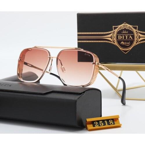 Дита Women's Accessories