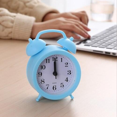 Simple Small Clock Creatives Silent Mute Bedside Clock Personalized Convenient Use For Bedroom Office In Stock