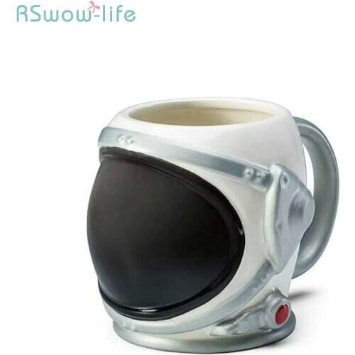 Creative 3D Astronaut Helmet Ceramic Mug Form Water Cup Coffee Cup Travel Mug Handgrip Weird Gift Personality Milk Cups For Boy