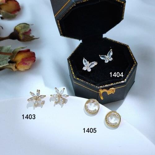 Vintage Fashion Snowflake Stud Earrings Luxury Female Small Butterfly Earrings Sterling Silver Gold Wedding Earrings For Women