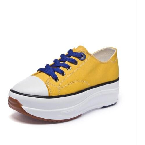 INS Hot Sale Canvas Sneakers Women Platform Big Size Shoes 2021 New Low Cut Flat Thick Bottom Sneakers Lady Top Casual Trainers