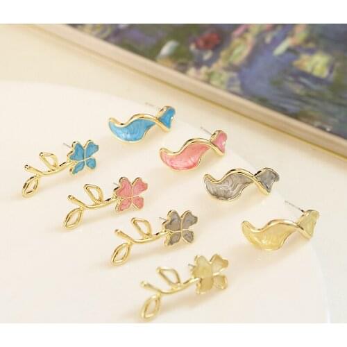4pcs Korean Elegant temperament Stud Earrings Vacation bouquet twisted geometry Earrings diy jewelry accessories materials
