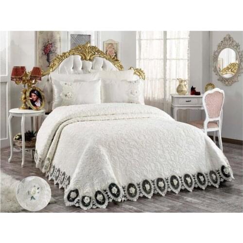 Rose French Laced Blanket Pack