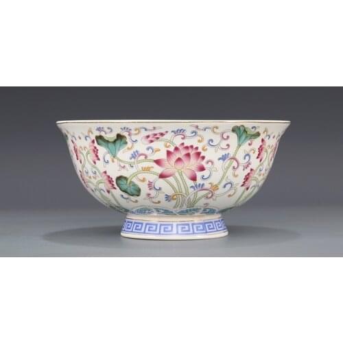 Qing Dynasty Qianlong Year Mark Painted Gold Lotus Pattern Bowl Jingdezhen Enamel Bowl Antique Porcelain Collection