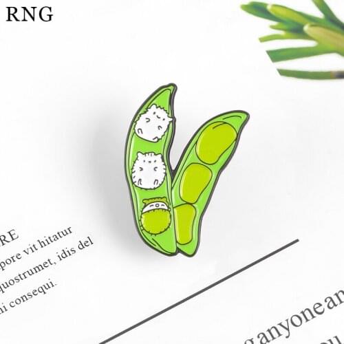 RNG New White Hedgehog and Green Pea Baby Metal Pin Animal and Plant Combination Creative Health Badge
