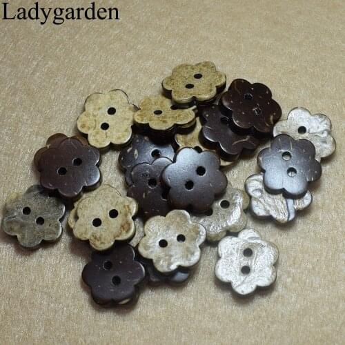 Plum Flower Line Coconut Button Plum Blossom Coconut Buttons for Craft Buttons for Diy Sewing Scrapbooking for Handmade Crafts