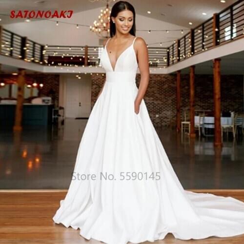 Simple Boho White Satin Wedding Dress 2020 Deep V-Neck Sleeveless Pockets Lace Appliques Button Back A-Line Bridal Gown Mariage