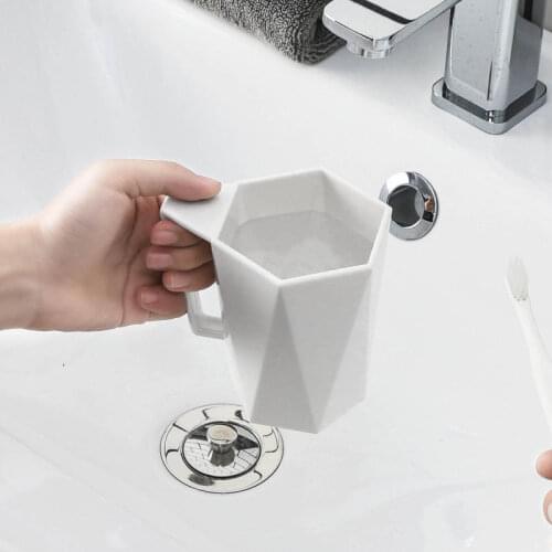 1 PC 10.3*8.5*10.3cm Geometric Bathroom Tumblers Brushing Cup With Handle Bathroom Accessory Tooth Cup Couple Lovers Family Use