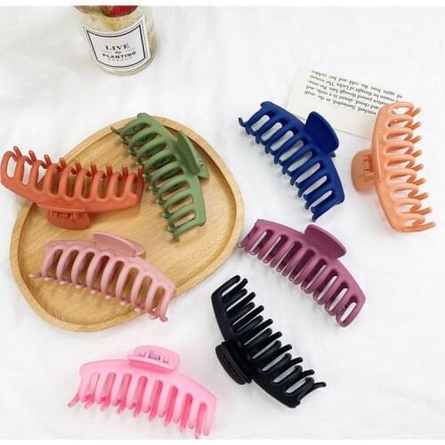 Simple Style Solid Color Large Hair Claw Barrette for Women Plastic Hair Clip Crab Clamps Bath Clip Hair Accessories
