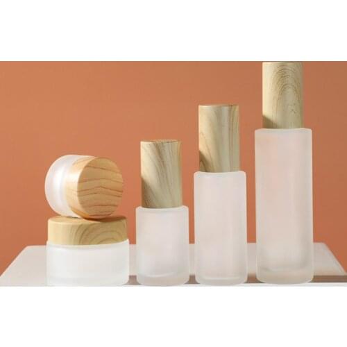 50% Hot Sale 10/20/30/50/80ml Spray Bottles Thick Mini Design Glass Frosted Glass Wood Cover Lotion Refillable Bottles