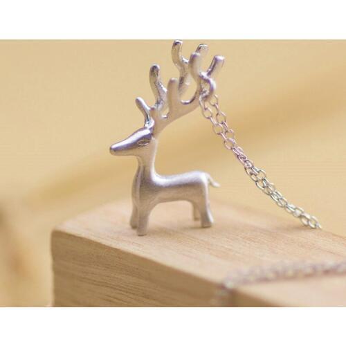 Cute Elk Pendant Necklace Elegant Charming Womens Wedding Clavicle Chain Fashion Christmas Jewelry Gifts