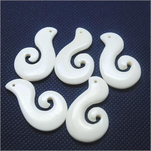 2pcs natural bone beads accessories nice firgues diy beads 41x24mm snail white colors jewelry findings