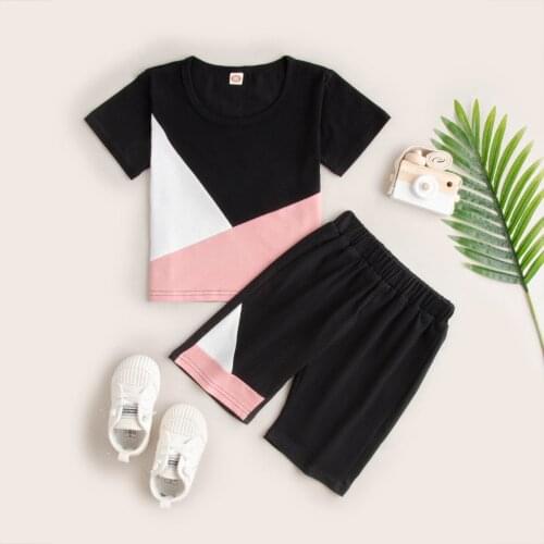 Childrens small and medium-sized boys' solid color stitching short-sleeved shorts sports and leisure suit 2-piece set