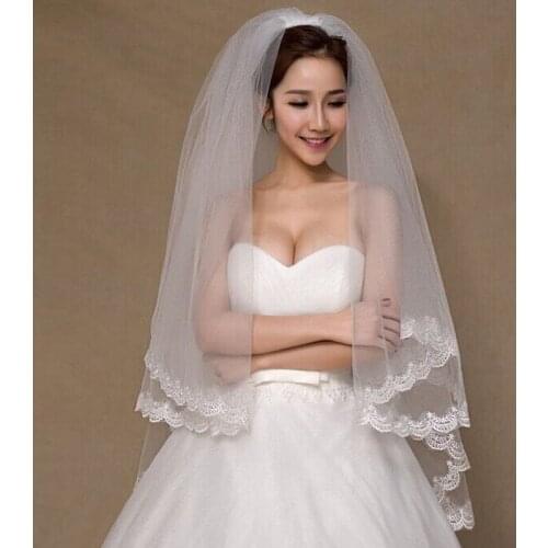 2019 In Stork 2 Tier Bridal Veil Beautiful Ivory Cathedral Short Wedding Veils Lace Edge With Comb Bride A00187