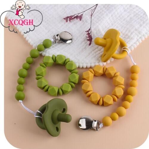 XCQGH 3Pcs/set Silicone Baby Pacifier and Nipple Holder Chain and Silicone Beads Teething Bracelet