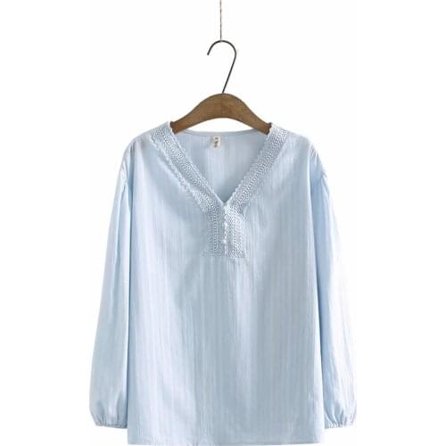 Womens oversize shirt V-Neck cotton Jacquard lace patchwork tops women 2021 spring autumn Casual white sky blue black Blouses