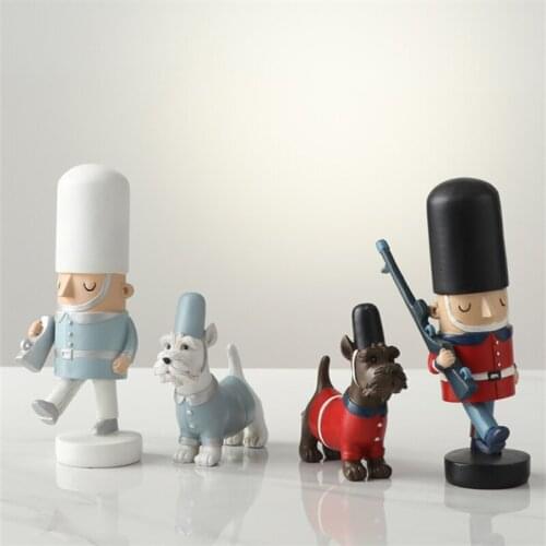 NORDIC RESIN CREATIVE HOME DESKTOP TV CABINET DECORATION SMALL ORNAMENTS SOLDIER AND DOG CHARACTER ANIMAL FURNISHINGS STATUE