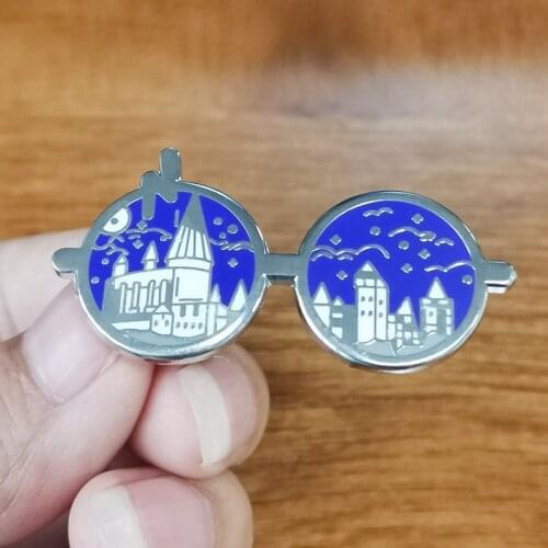 Magic glasses pin