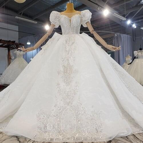 Luxury V-neck Bridal Wedding Dress 2021 New Trend Beaded Short Sleeve Slim Lace Backless Long Trailing Party Gown