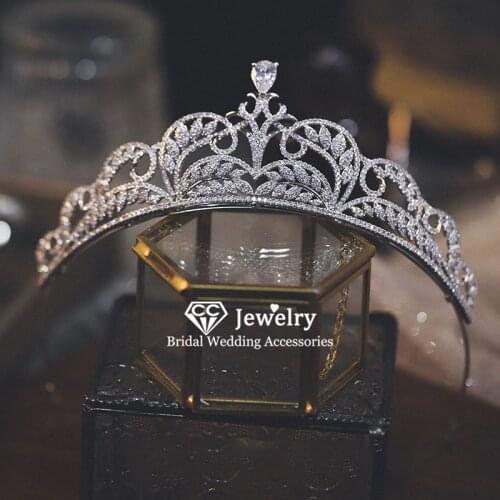 CC Crown Tiara Hairbands Wedding Hair Accessories for Women Jewelry High Quality Bride Princess Crowns Leaf Shape Headwear KC21