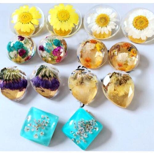 CSxjd Colorful Resin Dried flowers Ear clip type earring women No pierced earrings