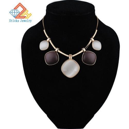 Hot Woman Chain Necklaces Crystals White Opal Stone Female Statement Necklaces Party Jewelry