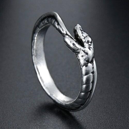 Punk Fashion Style Antique Retro Male Jewelry Snake Ring Female Silvery Amulet Vintage Eat Tail Animal Rings For Women