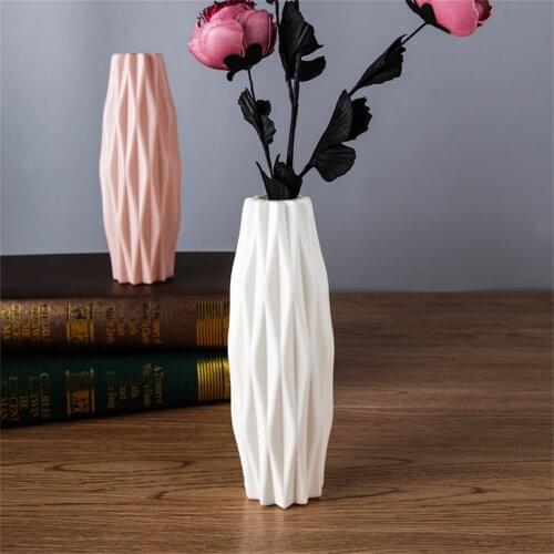 Eruzaray Plastic Flower Vases