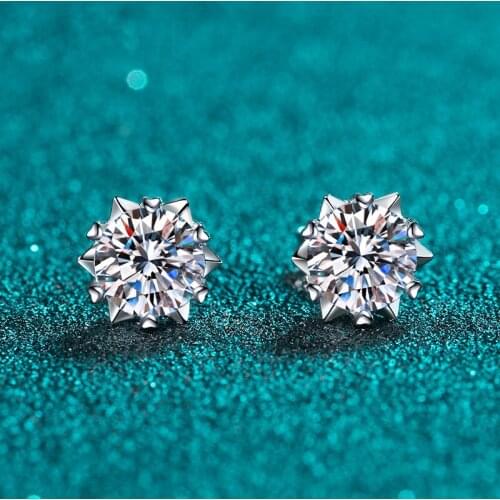 Excellent Cut 0.5/1ct F color Moissanite Stud Earrings Fine Jewelry 925 Sterling Silver Star Stud Earrings for Girls Gift