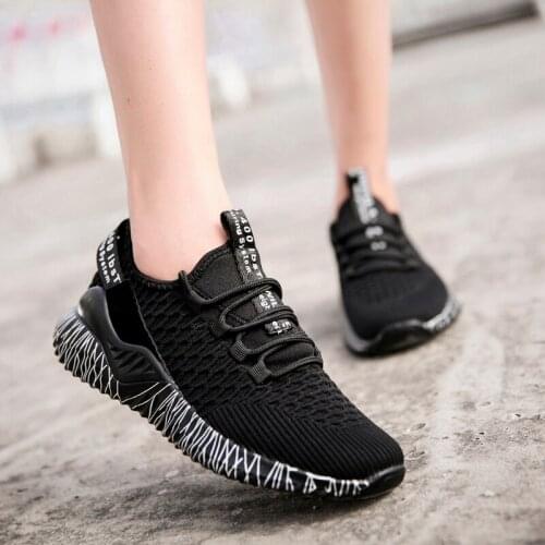 Womens Footwears Comfortable Leisure Sports Spring Summer New 2021 Mens Running Shoes Breathable Outdoor Lightweight Sneakers