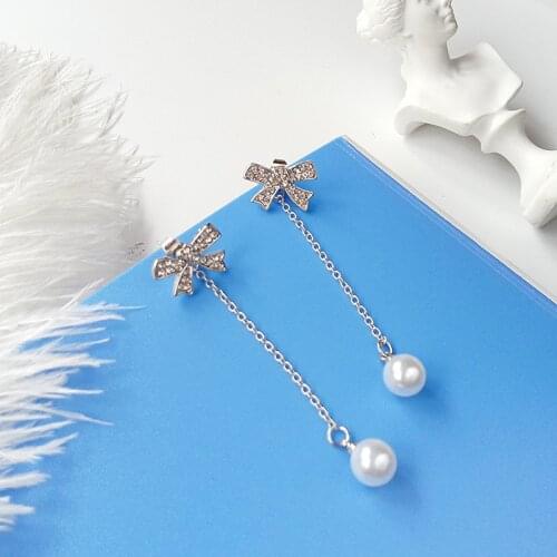 Sweet Girl Earrings 2021 Fashion New Temperament Earrings Bowknot Pearl Crystal Long Personality All-match Earrings Women