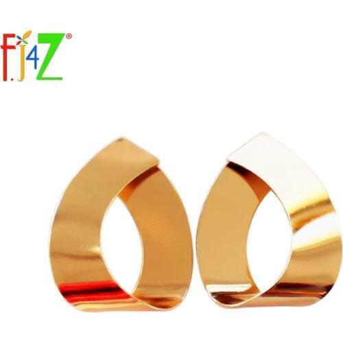 F.J4Z High Quality Golden Alloy Stud Earrings For Women Party Show Jewelry Decoration Hot Fashion Female Earrings