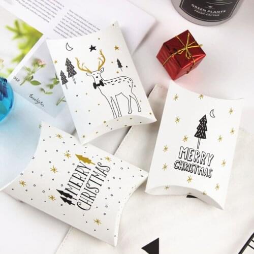 10Pcs Merry Christmas Candy Gift Boxes Deer&Xmas Tree Guests Packaging Boxes Gift Bag Christmas Party Favors Kids Gift Pillow