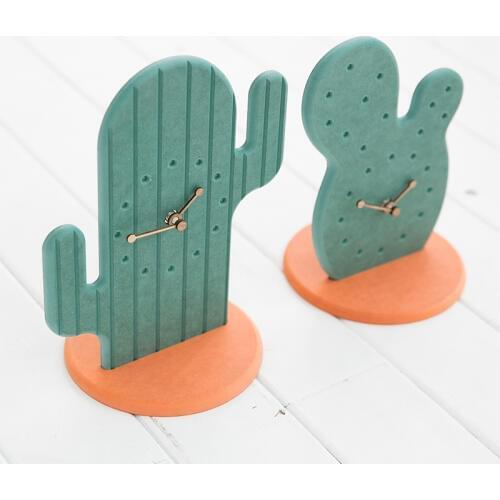 Creative Desert Cactus Shaped Living Room Desktop table clock Fashion home decor plant clock
