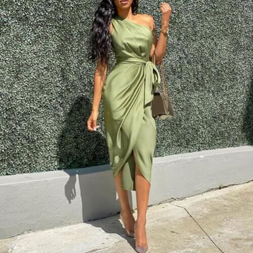 Sexy One Shoulder Satin Midi Dresses Women Elegant Ruched Lace Up Bodycon Party Dress 2021 Summer Sleeveless Slit Red Pink Dress